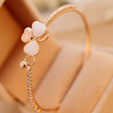 Korean fashion clover cat's eye bracelet full diamond bracelet exquisite versatile hand jewelry